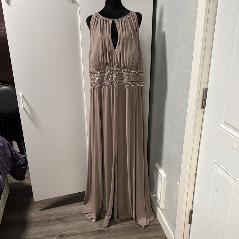 R&M Richards Sleeveless Maxi Dress in Taupe
